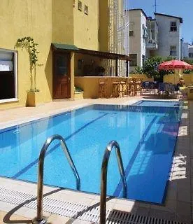 Apart Otel Azak 3*