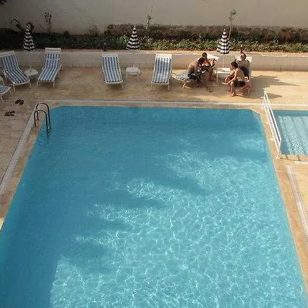 Apart Otel Azak