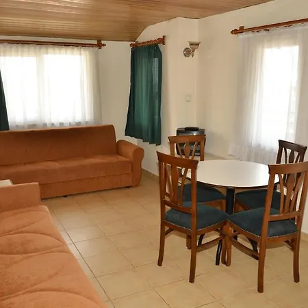 Azak Apart Otel Alanya